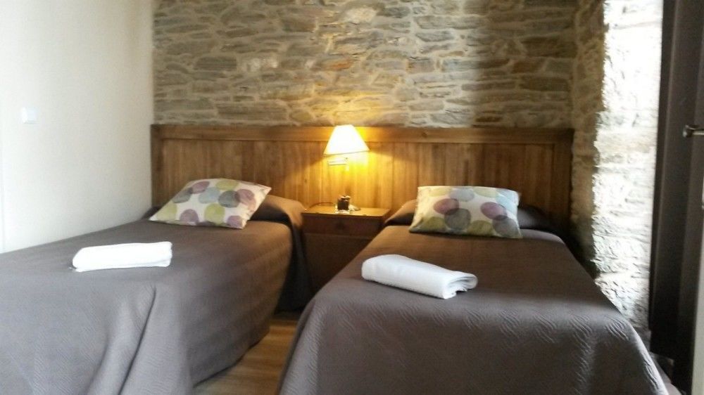 La Casona De Sarria Hostel Bagian luar foto