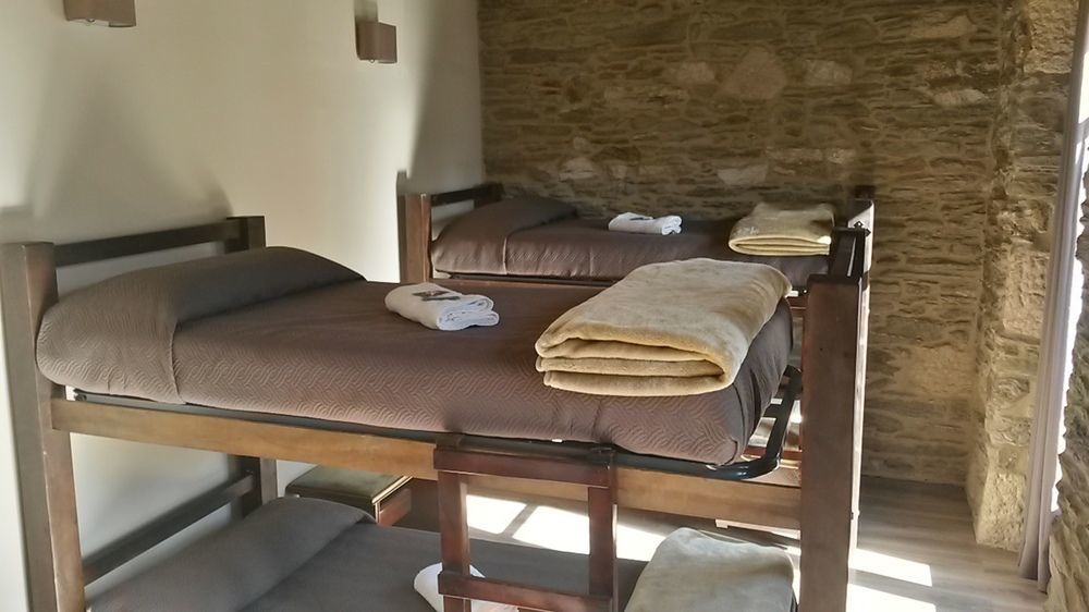 La Casona De Sarria Hostel Bagian luar foto