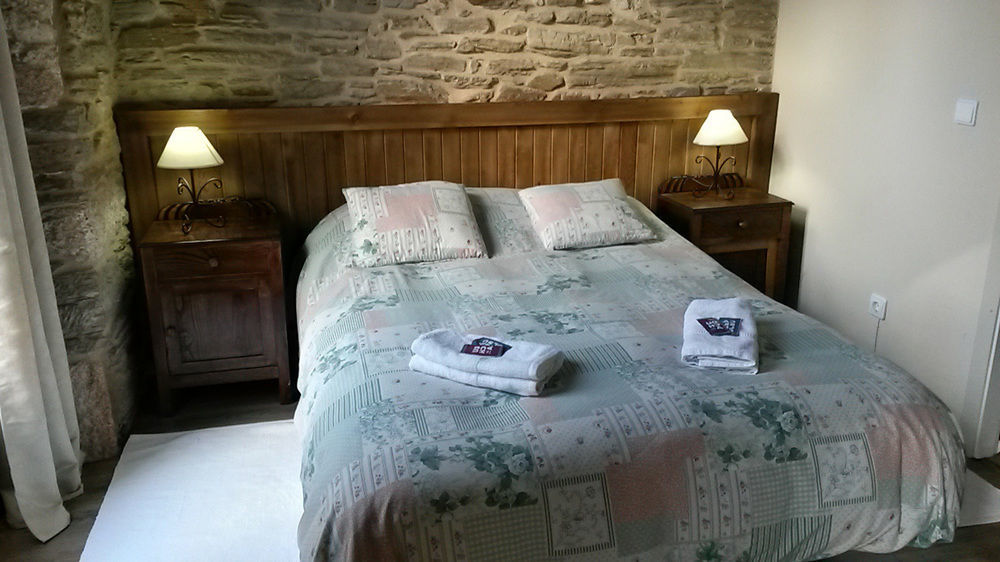La Casona De Sarria Hostel Bagian luar foto