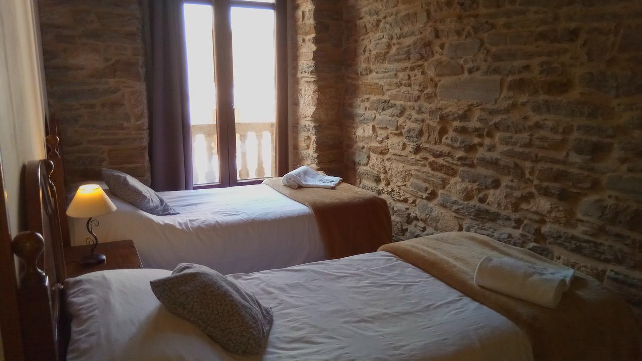 La Casona De Sarria Hostel Bagian luar foto
